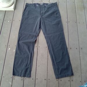 EDDIE BAUER Men's Classic CARBON Pants SIZE 40/34 CLASSIC STRAIGHT REGULAR